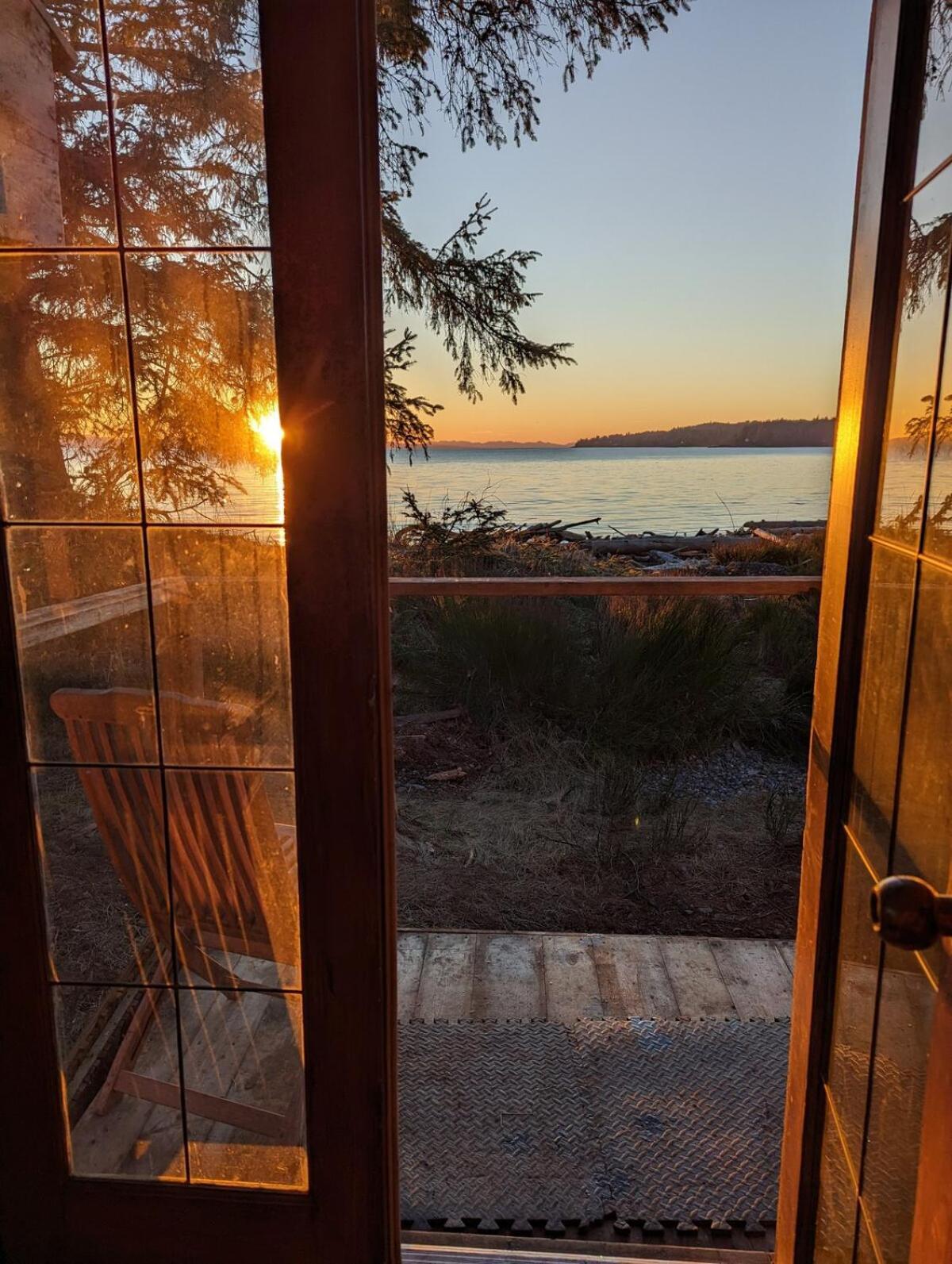 Cozy Beachfront At Woodside Farm Holiday home